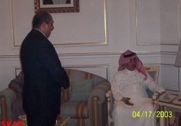 GALLERY 2-DR.NADER M. OBEID SPEECH AND AWARDING CERTIFICATES_018